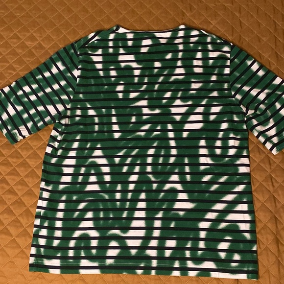 Short Sleeved - Green, White & Black Striped Graffiti Shirt - Picture 4 of 4